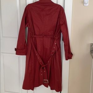 Halogen trench coat